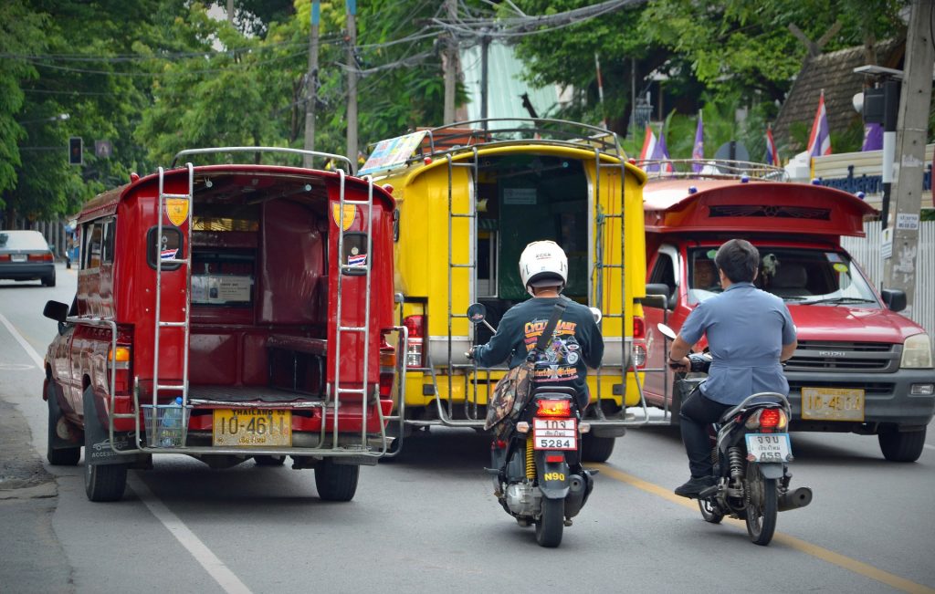 Вождение транспорта в Тайланде - как все делать правильно